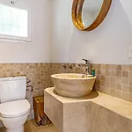 Willa Vacation I Birkin, Heated Pool, Gated Community, Andalusian Style, Gym, Cine, Golf Valley, 6 Min Puerto Banus *