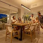 Villa Vacation I Birkin, Heated Pool, Gated Community, Andalusian Style, Gym, Cine, Golf Valley, 6 Min Puerto Banus