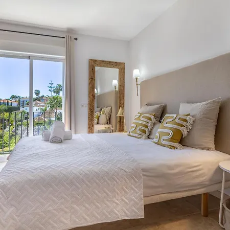 Villa Vacation I Birkin, Heated Pool, Andalusian Style, Gym, Cine, Golf Valley, 6 Min Puerto Banus *