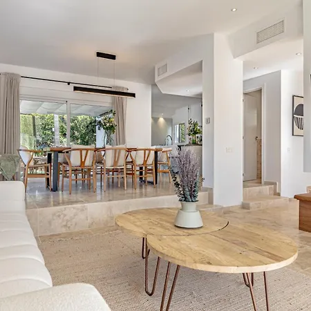 Vacation I Birkin, Heated Pool, Andalusian Style, Gym, Cine, Golf Valley, 6 Min Puerto Banus