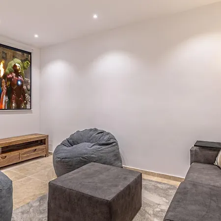 Vacation I Birkin, Heated Pool, Andalusian Style, Gym, Cine, Golf Valley, 6 Min Puerto Banus Villa Marbella