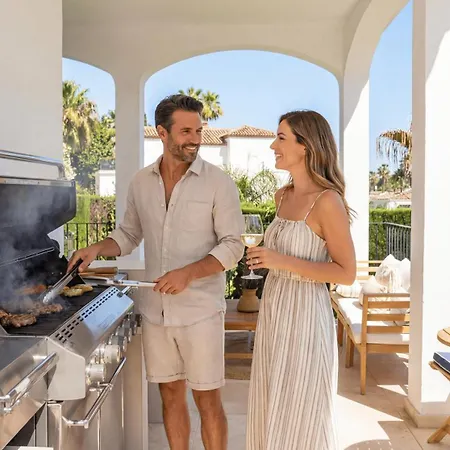 Villa Vacation I Birkin, Heated Pool, Andalusian Style, Gym, Cine, Golf Valley, 6 Min Puerto Banus *
