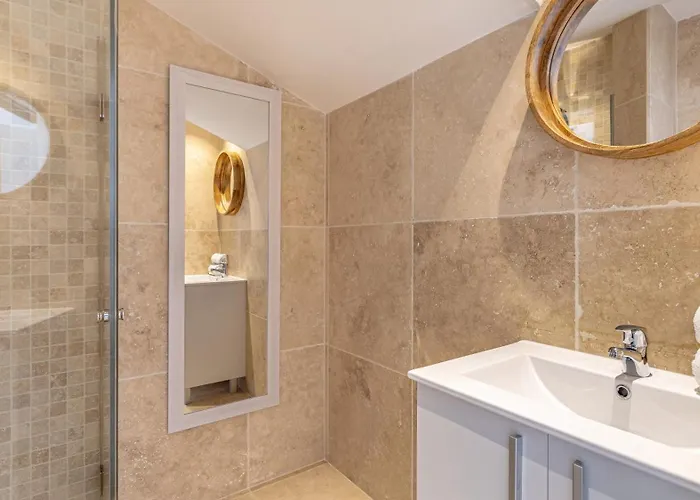 Vacation I Birkin, Heated Pool, Andalusian Style, Gym, Cine, Golf Valley, 6 Min Puerto Banus