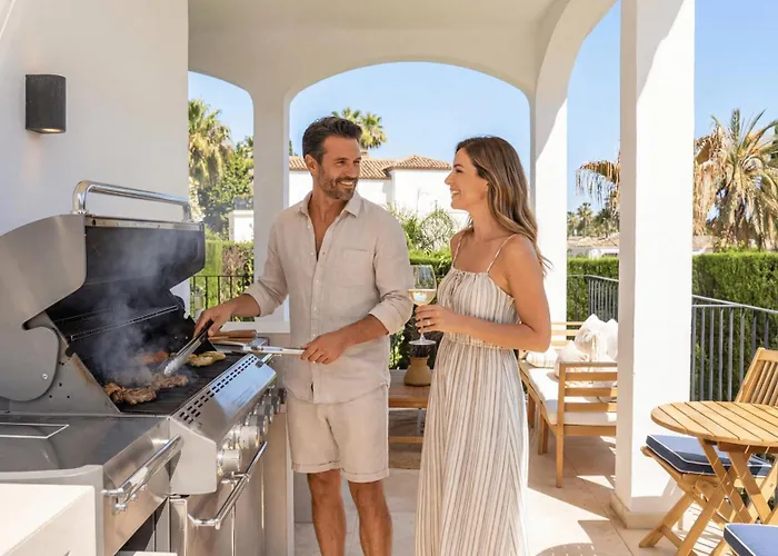Villa Vacation I Birkin, Heated Pool, Andalusian Style, Gym, Cine, Golf Valley, 6 Min Puerto Banus *