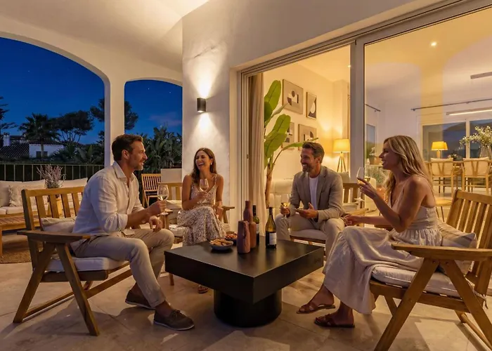 Vacation I Birkin, Heated Pool, Andalusian Style, Gym, Cine, Golf Valley, 6 Min Puerto Banus Marbella