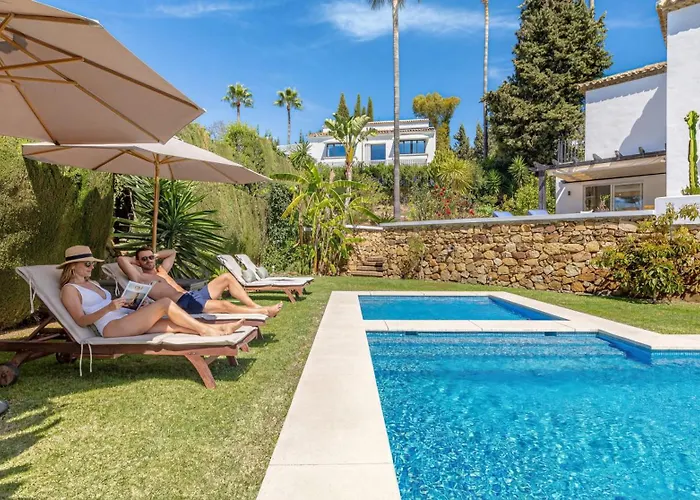 Vacation I Birkin, Heated Pool, Andalusian Style, Gym, Cine, Golf Valley, 6 Min Puerto Banus Villa Marbella